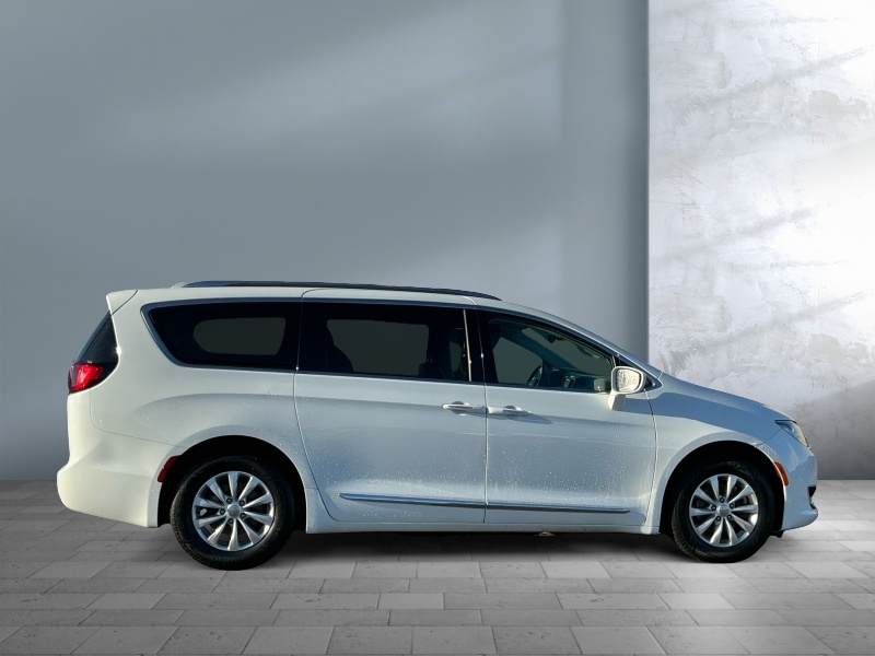 2018 Chrysler Pacifica
