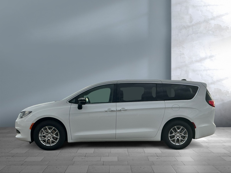 2025 Chrysler Pacifica