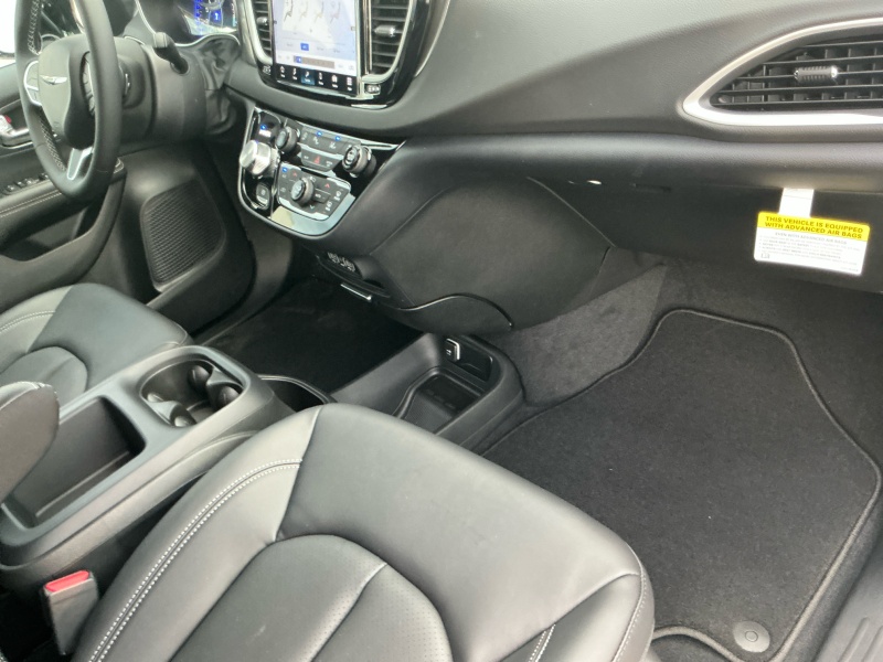 2025 Chrysler Pacifica