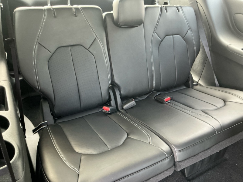 2026 Chrysler Voyager