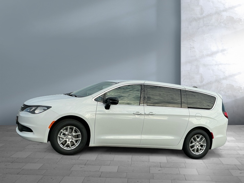 2026 Chrysler Voyager