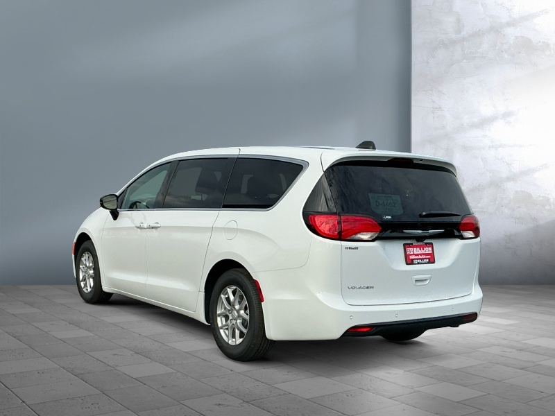 2026 Chrysler Voyager