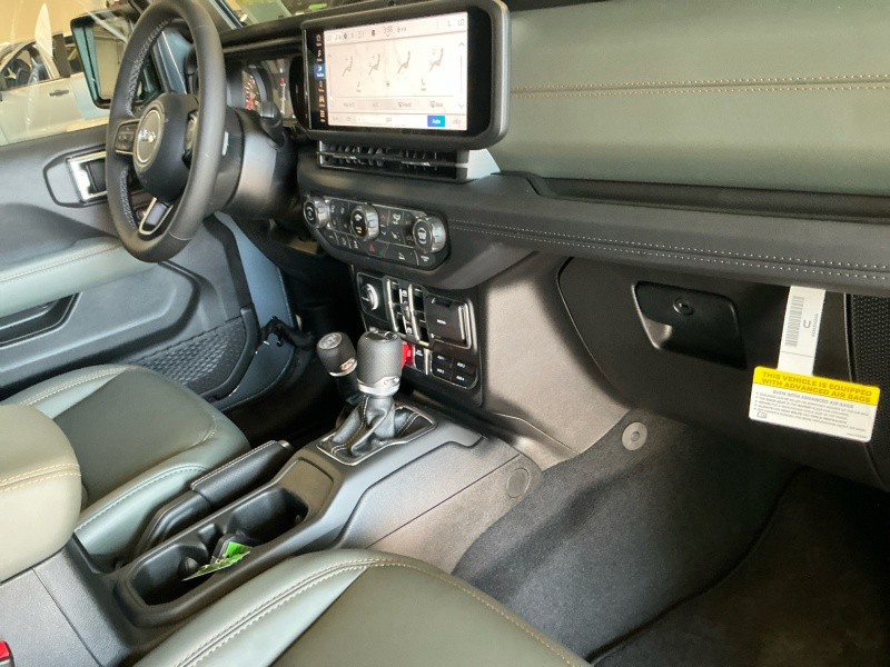 2025 Jeep Gladiator