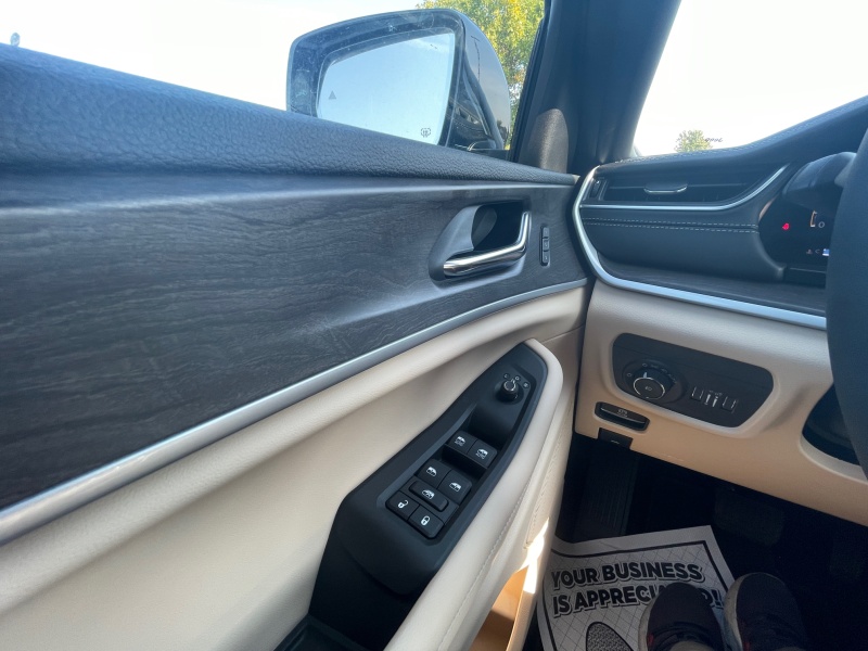 2025 Jeep Grand Cherokee L