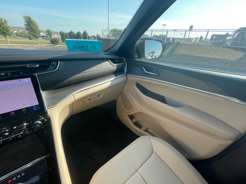 2025 Jeep Grand Cherokee L