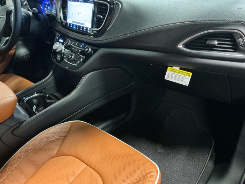 2026 Chrysler Pacifica