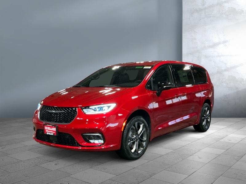 2026 Chrysler Pacifica