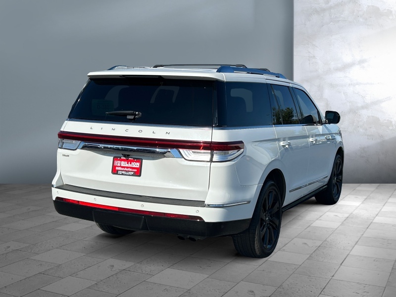 2022 Lincoln Navigator