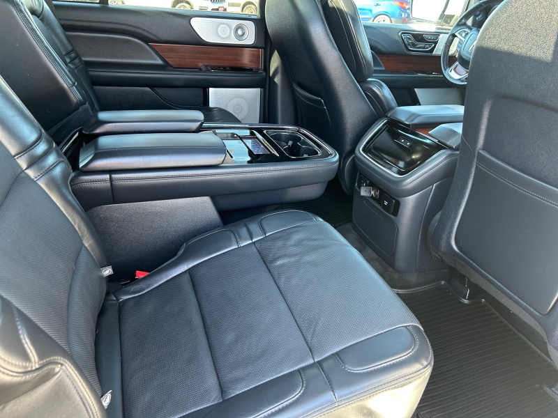 2022 Lincoln Navigator