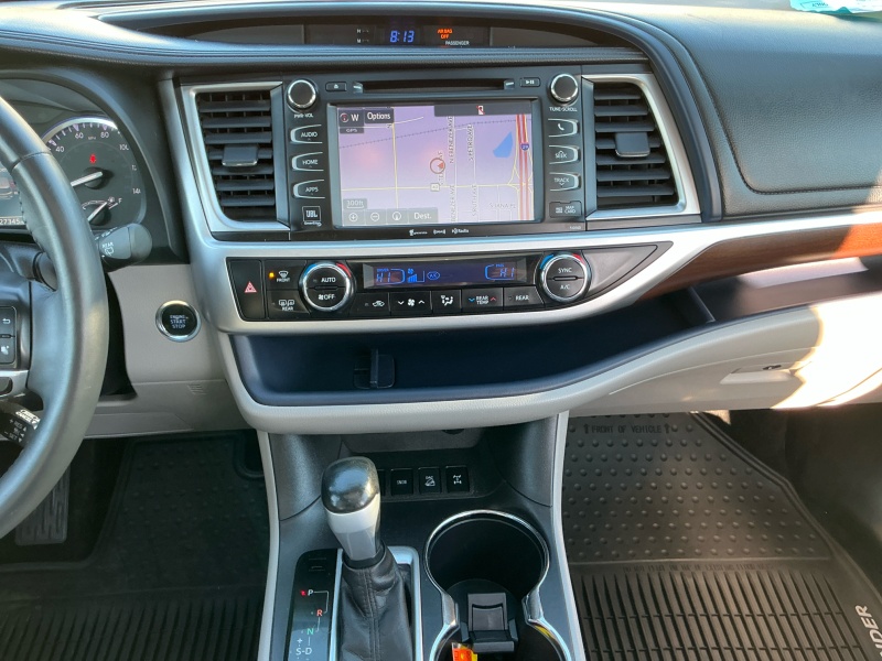 2016 Toyota Highlander