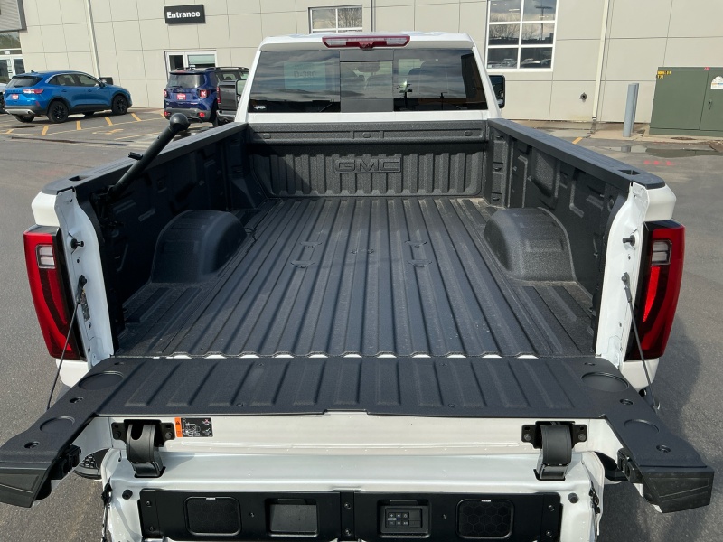 2025 GMC Sierra 3500HD