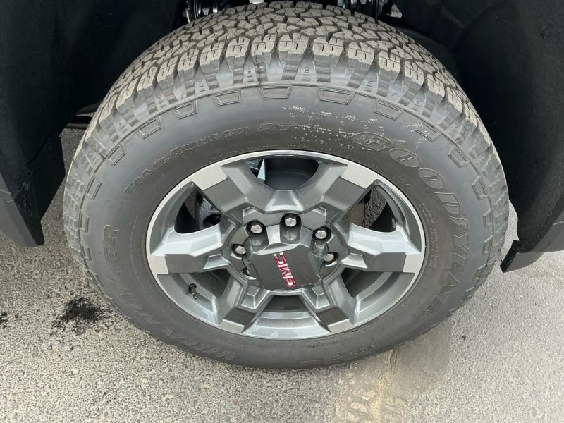 2025 GMC Sierra 2500HD
