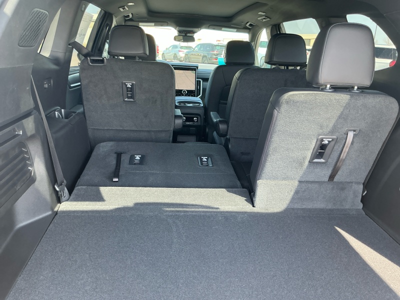 2025 GMC Acadia