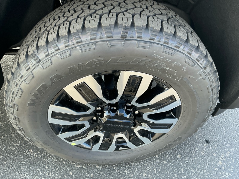2025 GMC Sierra 2500HD