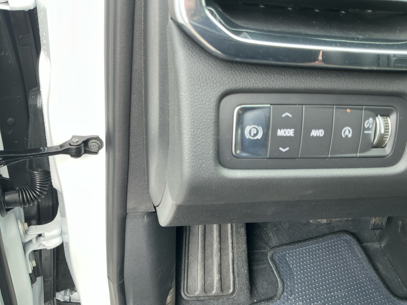 2025 GMC Acadia