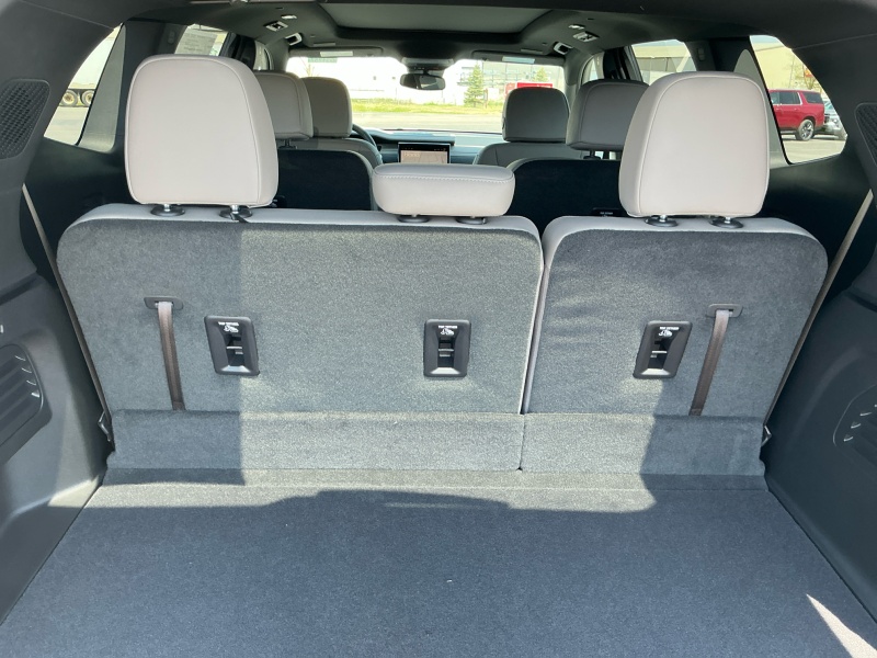 2025 GMC Acadia