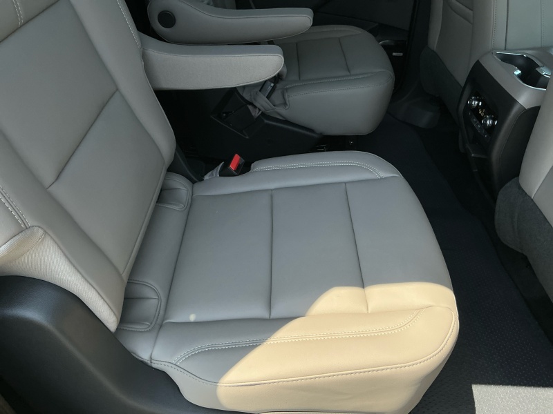 2025 GMC Acadia