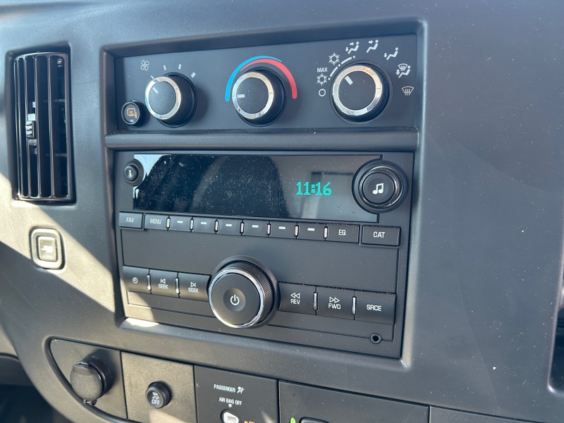 2025 GMC Savana Commercial Cutaway