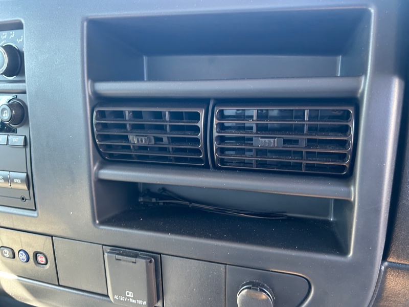 2025 GMC Savana Commercial Cutaway