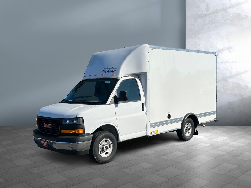 2025 GMC Savana Commercial Cutaway