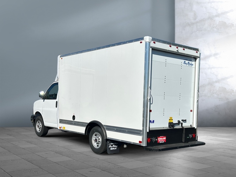 2025 GMC Savana Commercial Cutaway