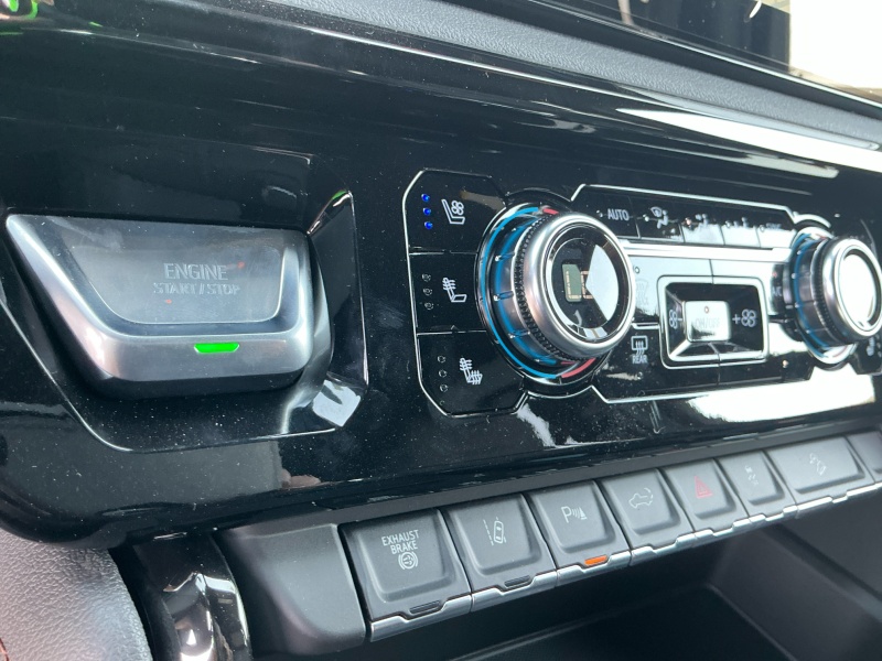 2025 GMC Sierra 3500HD