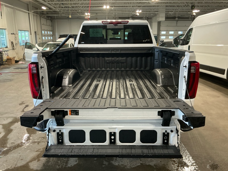 2025 GMC Sierra 3500HD