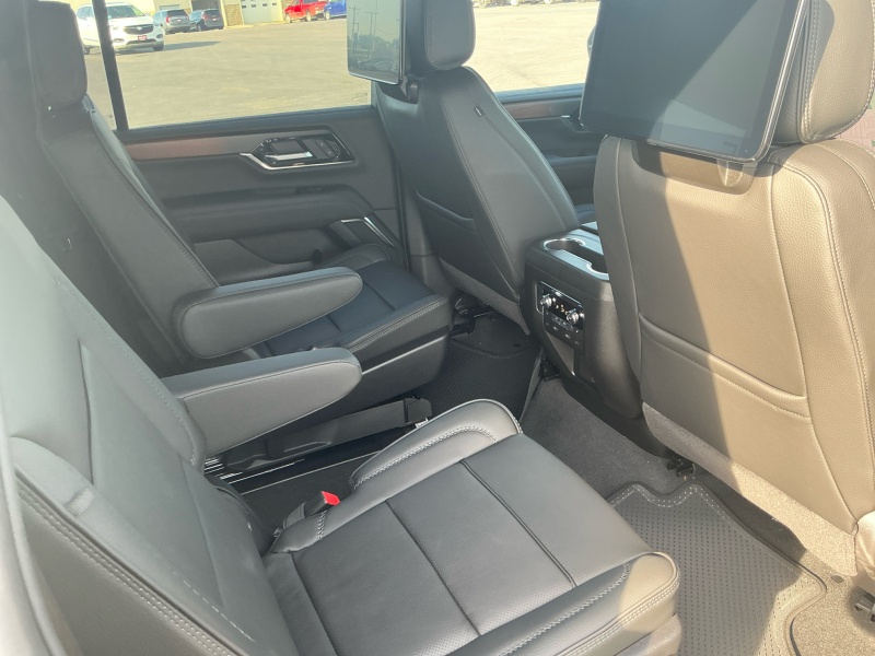 2025 GMC Yukon XL