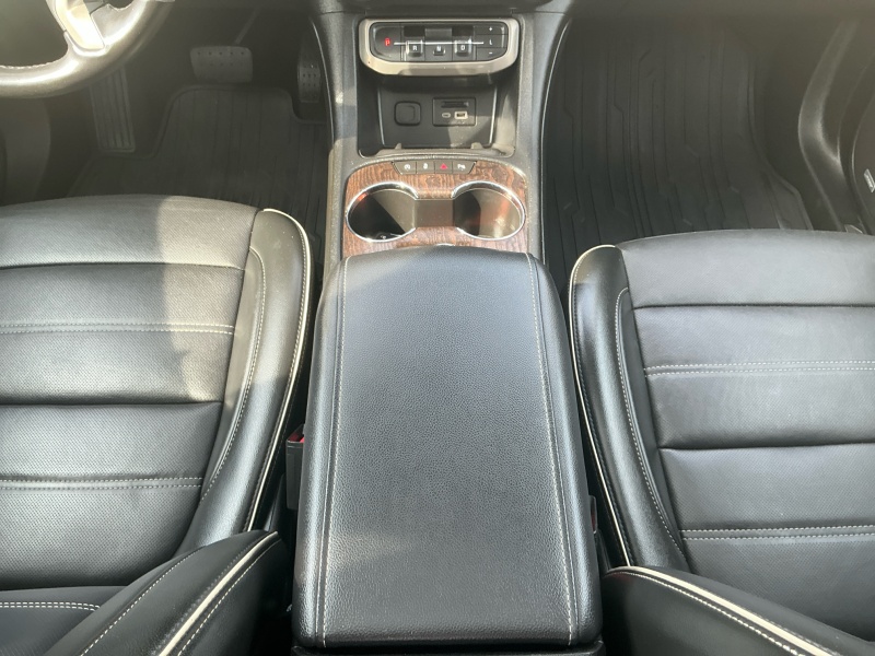 2021 GMC Acadia