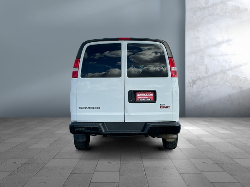 2019 GMC Savana Cargo Van