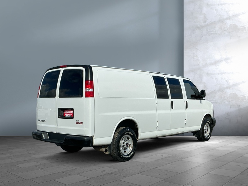 2019 GMC Savana Cargo Van