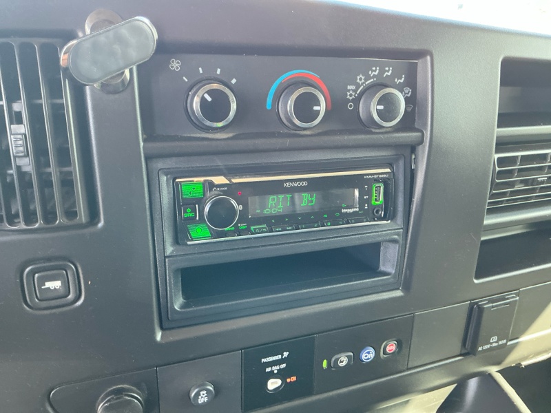2019 GMC Savana Cargo Van