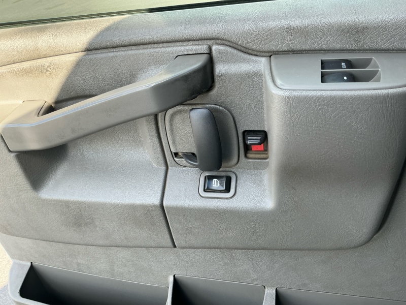 2019 GMC Savana Cargo Van