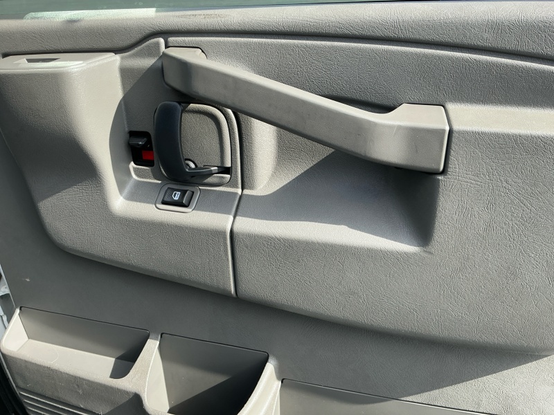 2019 GMC Savana Cargo Van