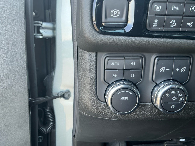 2025 GMC Yukon XL