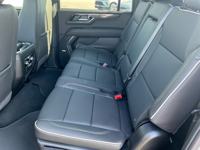 2025 GMC Yukon XL