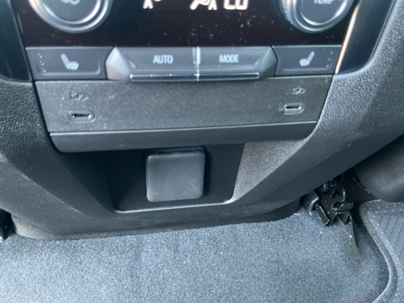 2025 GMC Yukon XL