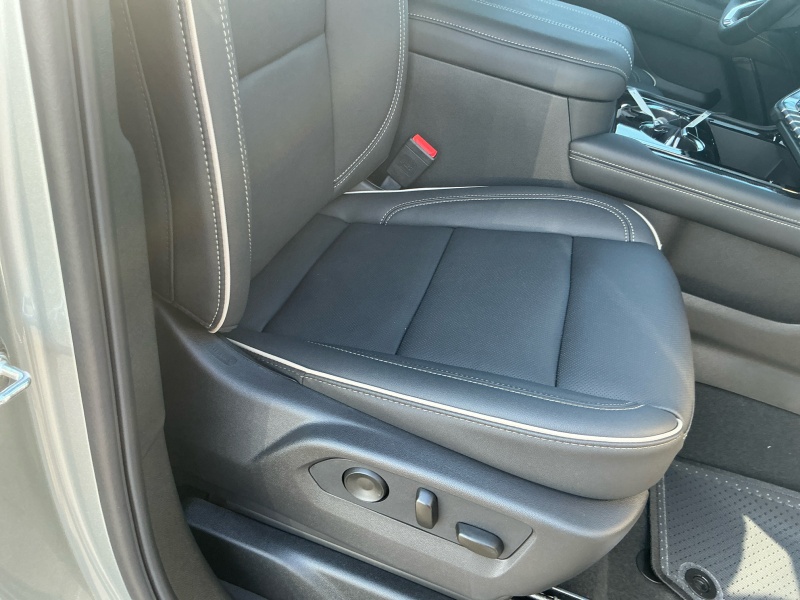 2025 GMC Yukon XL