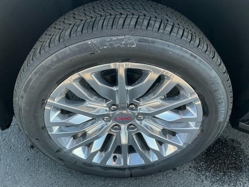 2025 GMC Yukon XL