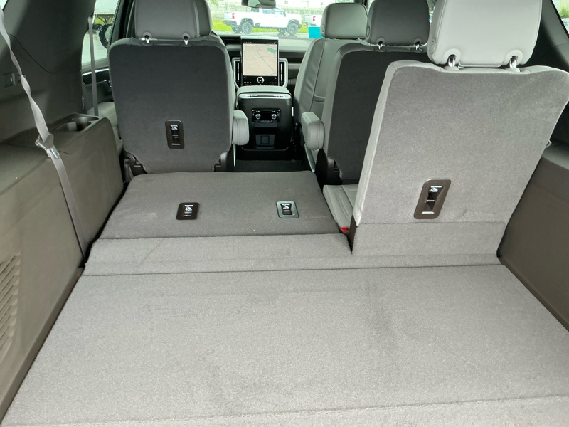 2025 GMC Yukon XL