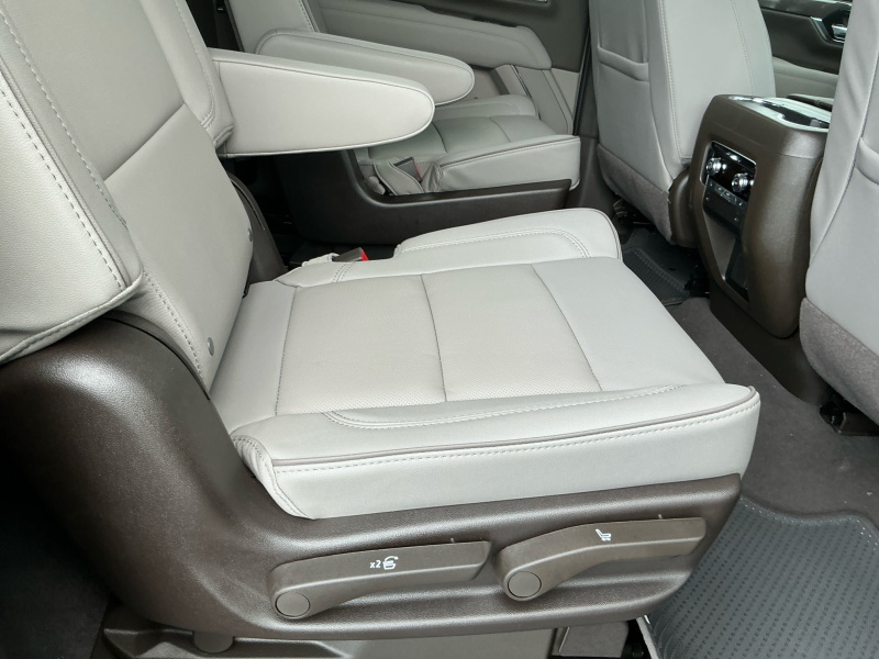 2025 GMC Yukon XL