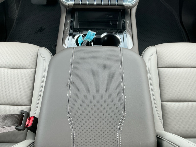 2025 GMC Yukon XL