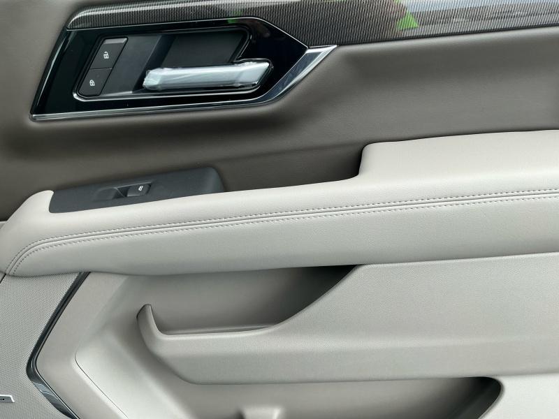 2025 GMC Yukon XL