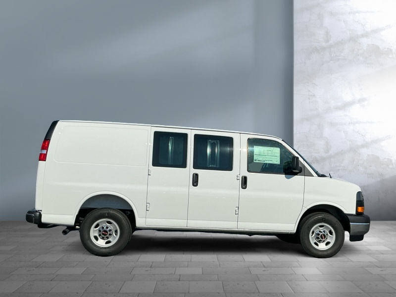 2025 GMC Savana Cargo Van