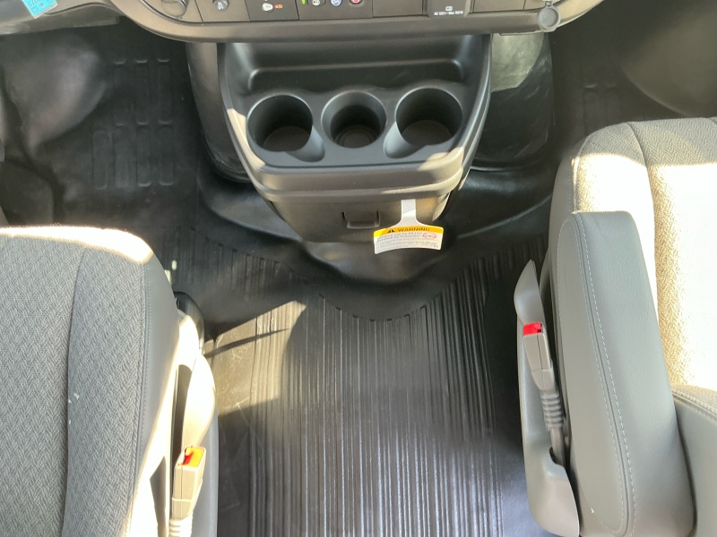 2025 GMC Savana Cargo Van