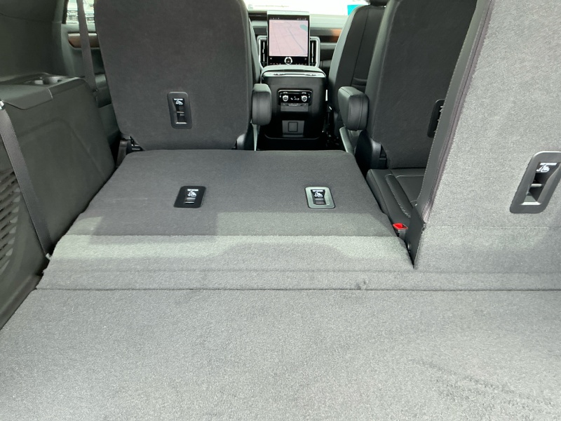 2025 GMC Yukon