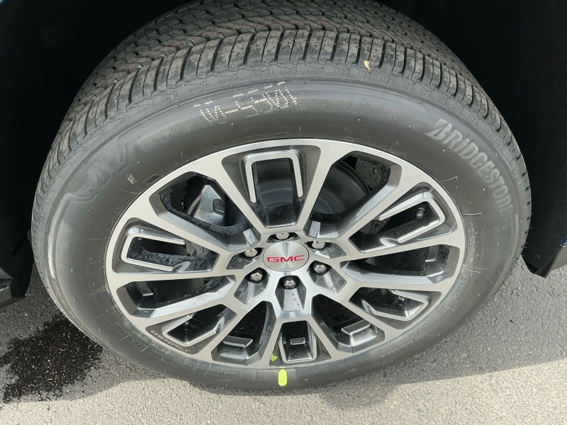 2025 GMC Yukon