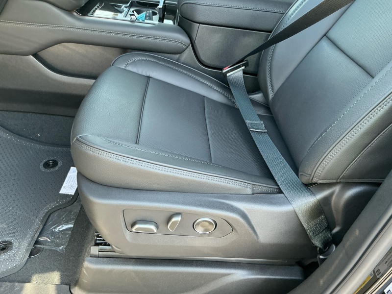 2025 GMC Yukon XL