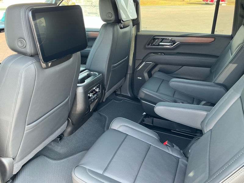 2025 GMC Yukon XL