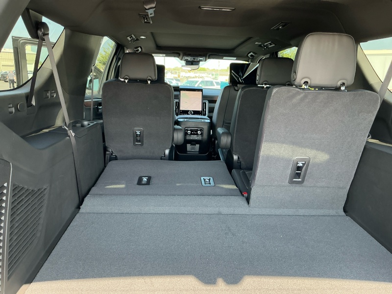 2025 GMC Yukon XL